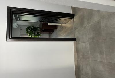 Vand inchiriez spatiu comercial 85 mp Calimanesti - 1