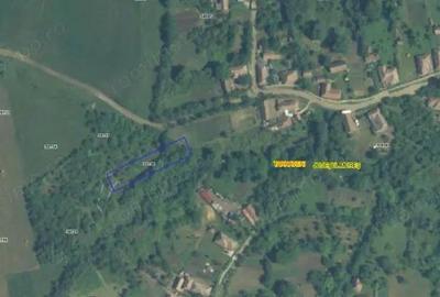 Teren de 900 mp, în Central - 4