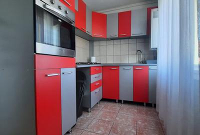 Apartament cu 3 camere decomandat, mobilat în Hipodrom 2 - 4