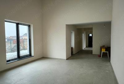 Casă cu 4 camere în Cristian - 14