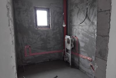 Casă cu 6 camere cu Canalizare în Lumina - 4