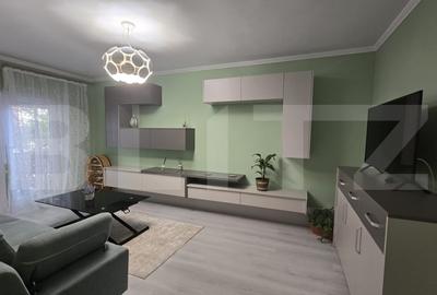 Apartament de vanzare, cu 4 camere, 78 mp, zona Micro17 - 1