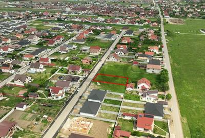 Teren de 775 mp, în Nojorid - 4