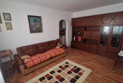 ETERNITATII- 3 CAMERE, CENTRALA GAZ, ETAJ 3, MOBILAT SI UTIL - 1