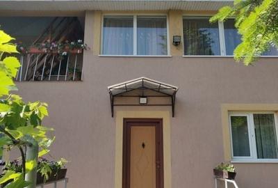 Casă individuală cu 5 camere cu Teren 2500 Mp în Central - 1