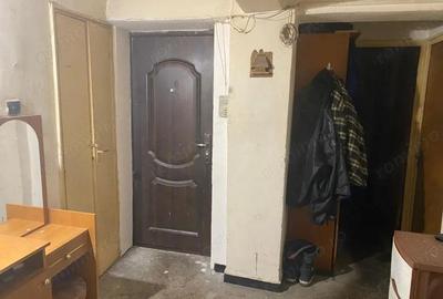 Apartament cu 4 camere decomandat în Central - 2