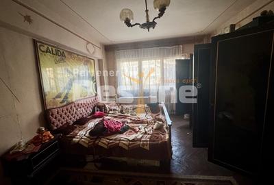 Apartament cu 3 camere decomandat în Simeria - 9