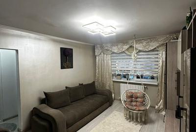 Apartament cu 2 camere semidecomandat în CET - 10