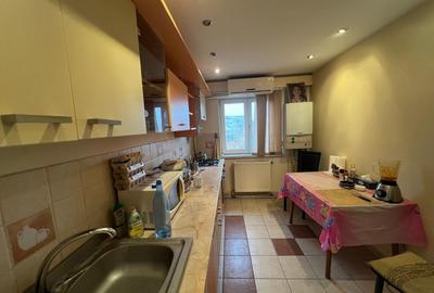 Apartament 2 camere - 54 mp utili -  Zona Scoala Nr 2 - - 4