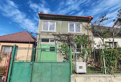 Casă cu 3 camere cu Canalizare în Florilor - 17