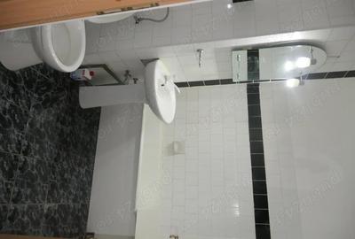 Spațiu comercial, de 55 mp, în Central - 10