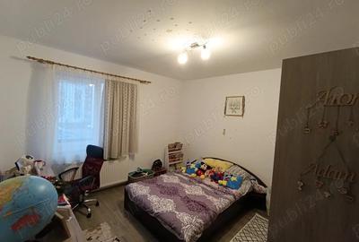 Apartament cu 3 camere decomandat în Florești - 4