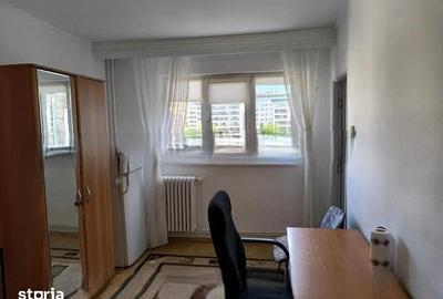 Garsonieră decomandată în Podu Roș