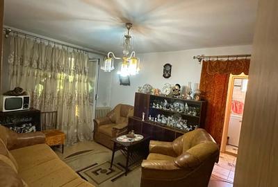 Va propunem spre vanzare un apartament cu 3 camere(Piata Progresu) - 2