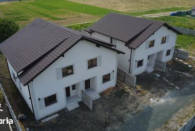 Casă cu 4 camere cu Teren 250 Mp în Moșnița Nouă - 4