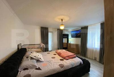 Casă cu 3 camere cu Teren 3000 Mp în Central - 1