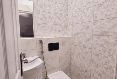 Spațiu comercial, de 55 mp, în Central - 8