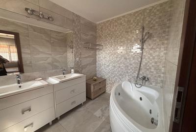 Casă cu 3 camere decomandat în Sântandrei - 8