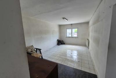 Spa?iu comercial 75 mp Avram Iancu, Bl. G12, Jibou ideal servicii & magazin - 5