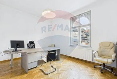 Casă cu 3 camere cu Teren 212 Mp în Centrul Istoric - 15