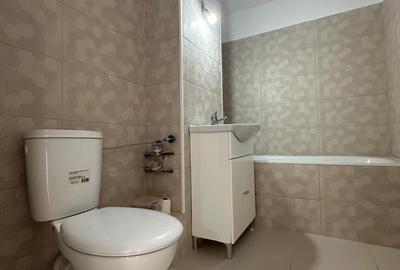 Zona Steaua .. 2 camere ... complet renovat .. S = 56 mp plus balcon - 12