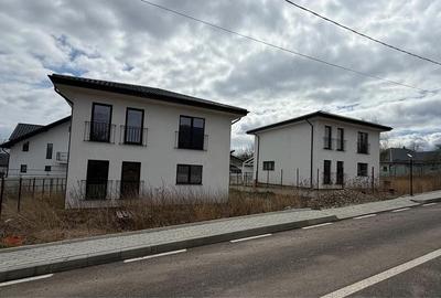 Casă cu Teren 580 Mp în Fălticeni - 1