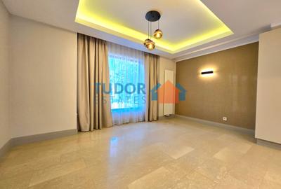 Beautiful Freshly Renovated 3 Bedroom Villa in Oxford Gardens - 4
