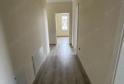 Apartament cu 2 camere decomandat în Central - 3