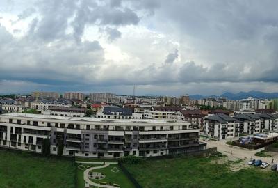 Apartament cu 3 camere decomandat în Tractorul - 8