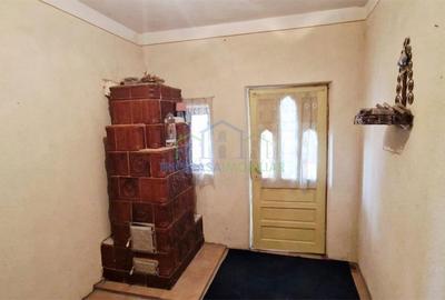 Casă cu 3 camere cu Canalizare în Brădești - 13