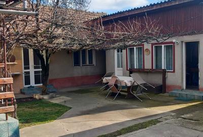 Casă cu 4 camere în Central - 3