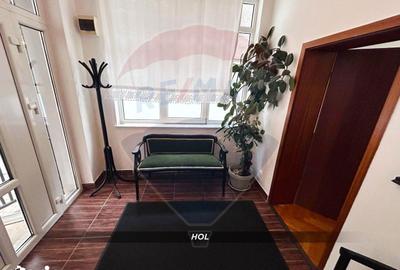 Apartament cu 3 camere, mobilat în Central - 20