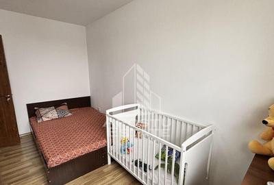 Apartament cu 3 camere semidecomandat în Girocului - 1