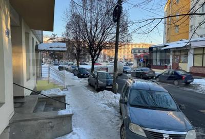 Spațiu comercial, de 64 mp, în Independenței - 1