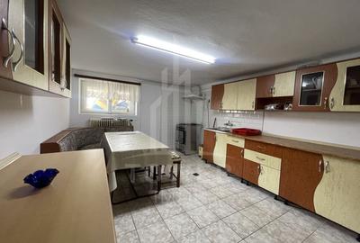 Casă individuală cu 5 camere cu Canalizare în Calea Poplăcii - 8