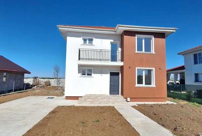 Casă cu 4 camere în Crevedia - 2
