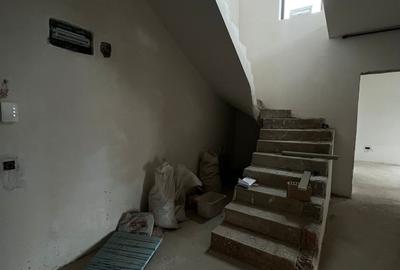 Apartament cu 4 camere decomandat în Exterior Vest - 1