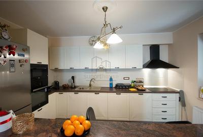 Casă cu 4 camere cu Garaj în Păulești - 16