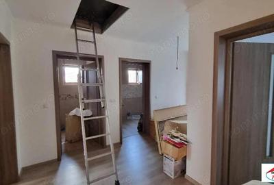 Casa parter si mansarda zona Unirii- Dara cu teren - 4