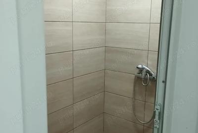 Spațiu comercial, de 50 mp, în Central - 6