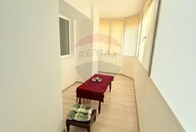 De închiriat apartament 4 camere, recompartimentat în 3, Iancului - 20