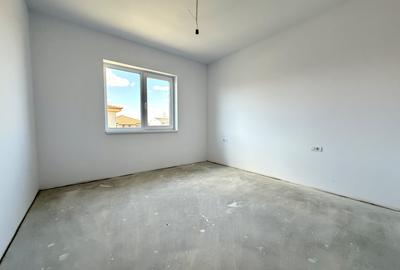 Duplex cu 5 camere cu Canalizare în Dumbrăvița - 7