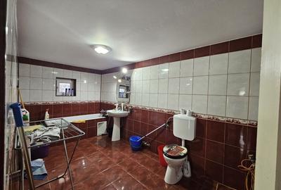 Casa 4 camere - curte 400mp Sector 4 - Luica -Giurgiului -Piata Resita - 14