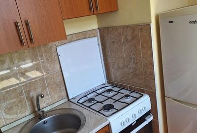 Garsonieră decomandată în Petros - 4