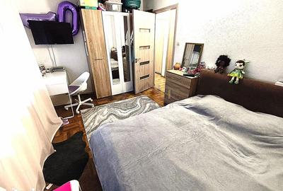 Apartament cu 3 camere semidecomandat în Micro 3 - 14