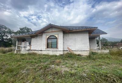 Casa 3 dormitoare, 136 mp, 900mp teren, Prundu Bargaului - 2