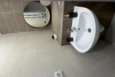 Apartament cu 3 camere decomandat în Central - 4