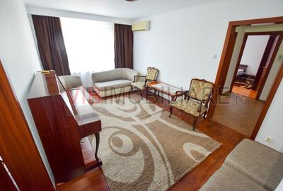 Electromagnetica - Liberty Mall - Rahova - Trafic Greu 3 camere 1985 - 1