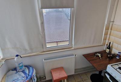 Apartament cu 2 camere decomandat în Poarta 6