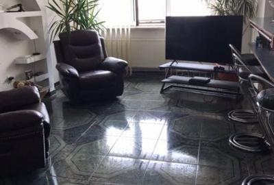 Casă cu 3 camere în Central - 1